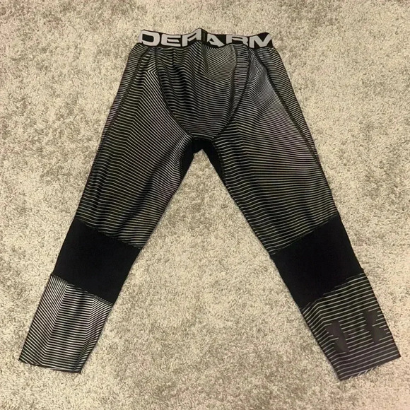 Underarmour compression - Picture 3 of 4